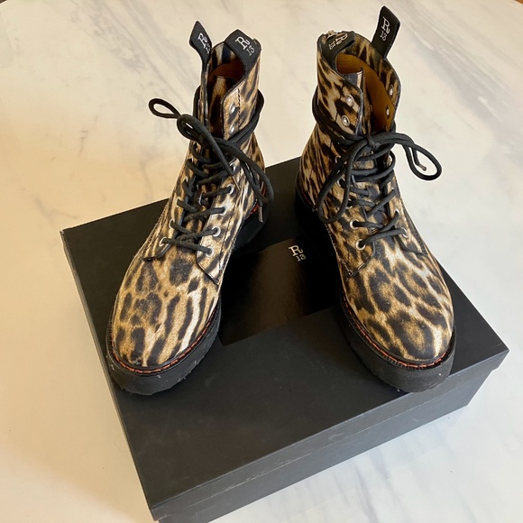 NEW in BOX R13 Leopard Print Stacked Boots US 9.5 / EU 40 - Picture 2 of 6
